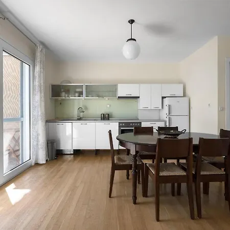 Olive Garden, Nilie Hospitality Mgmt Apartamento *