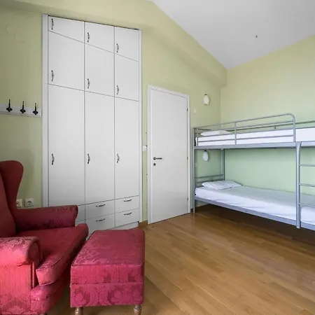 Olive Garden, Nilie Hospitality Mgmt Apartamento